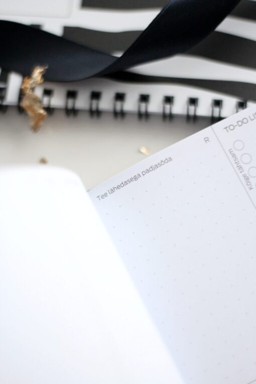 Tegude Kalender märkmik – sunshine 2024 - Image 9